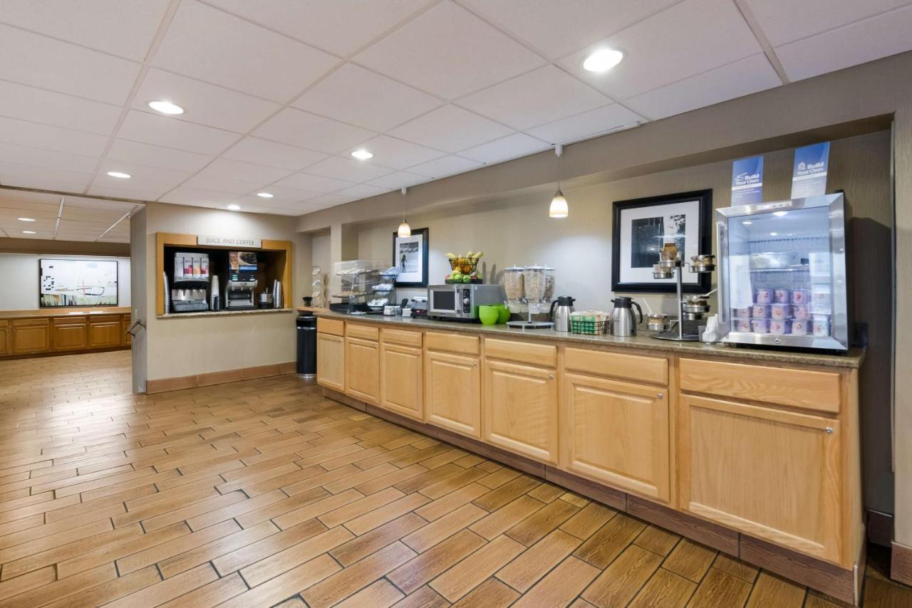 Best Western Holiday Lodge Clear Lake Buitenkant foto